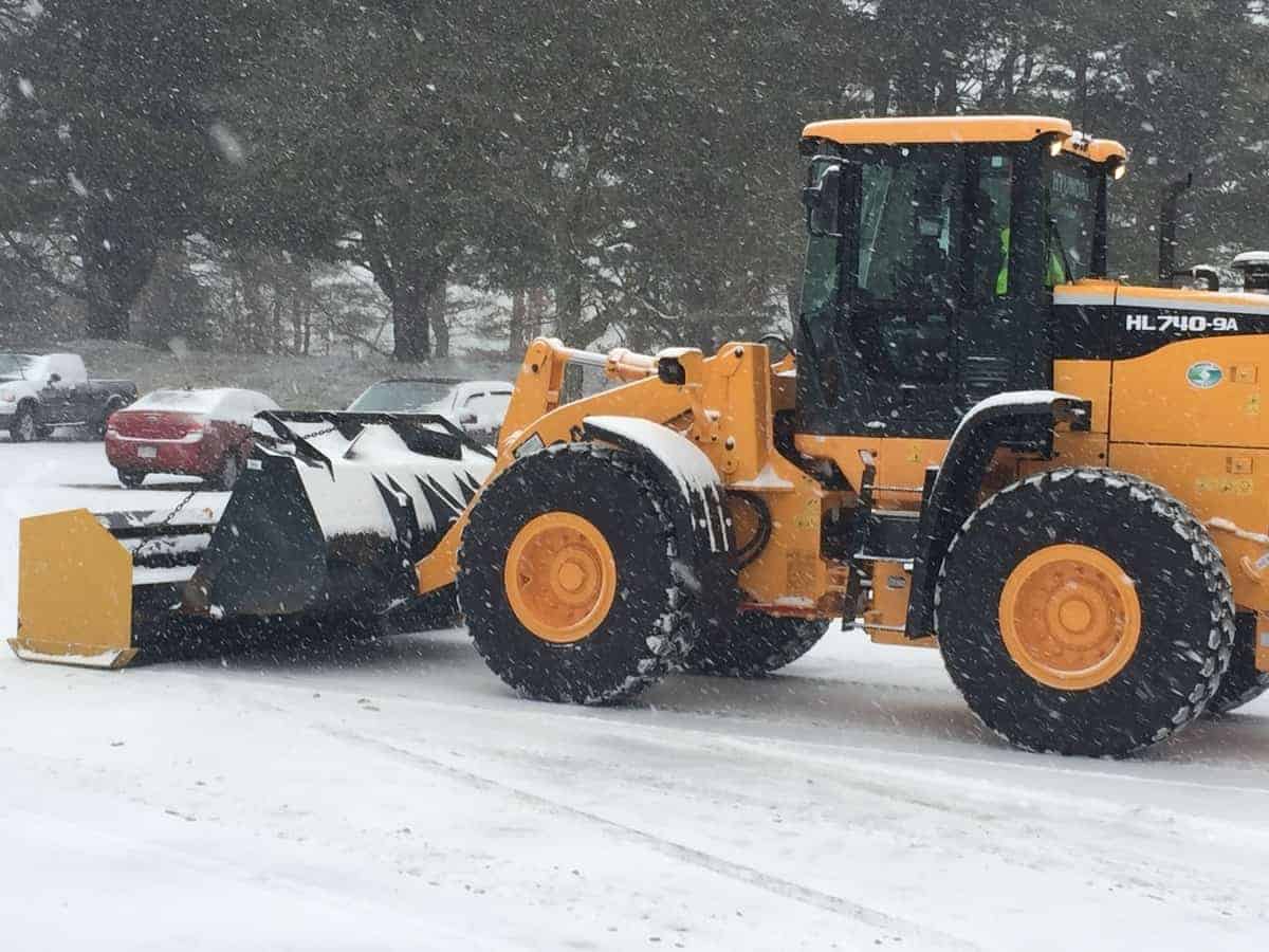 McLeod Landscaping Who is Responsible for Snow Removal in Commercial Properties?