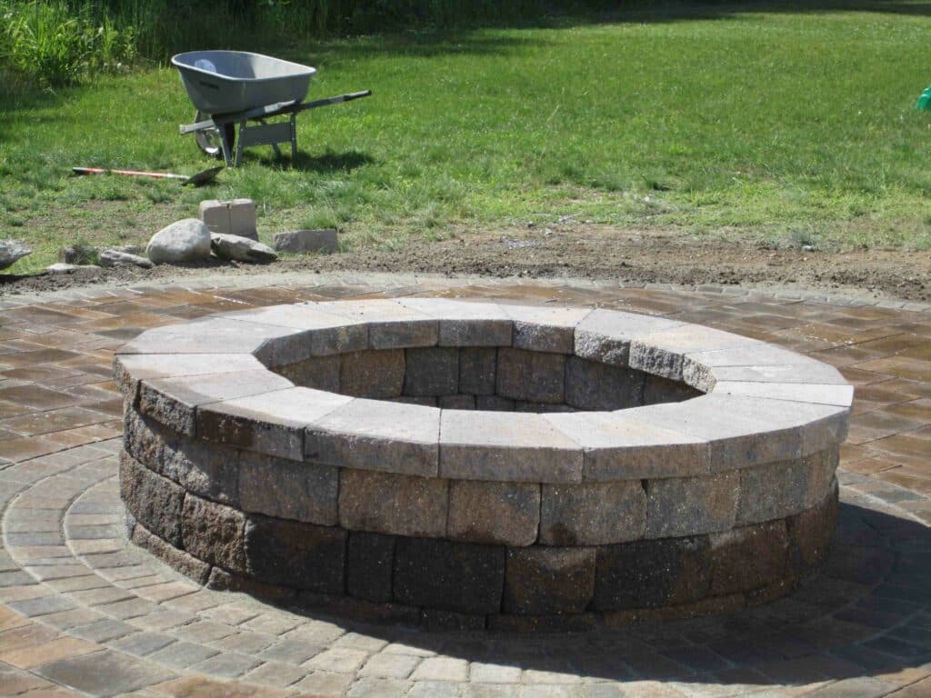Building My Modern Outdoor Fire Pit: Tips and Tricks