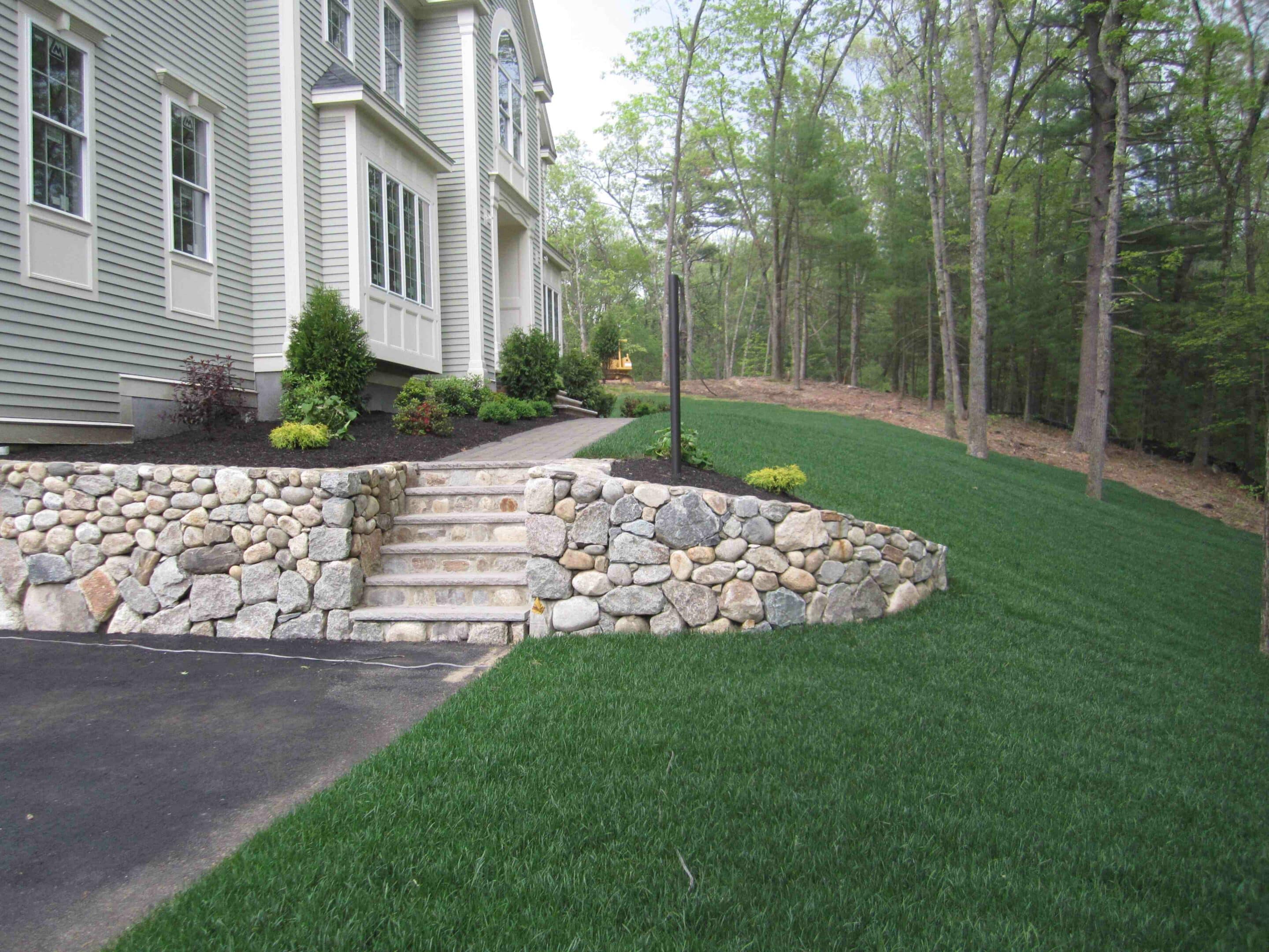 Innovative Landscaping with Boulder Walls: Inspiration and Ideas